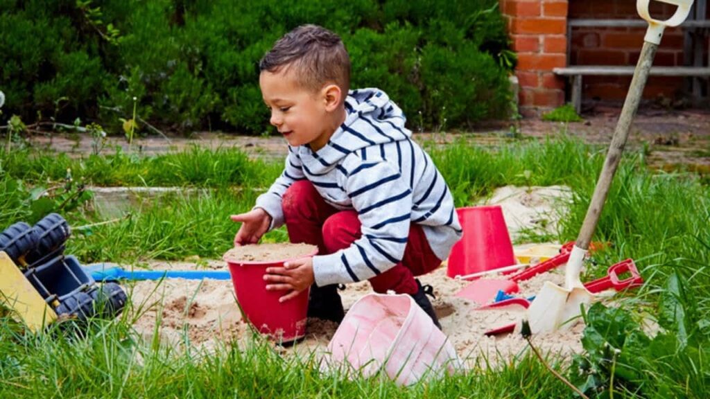 natural garden play areas