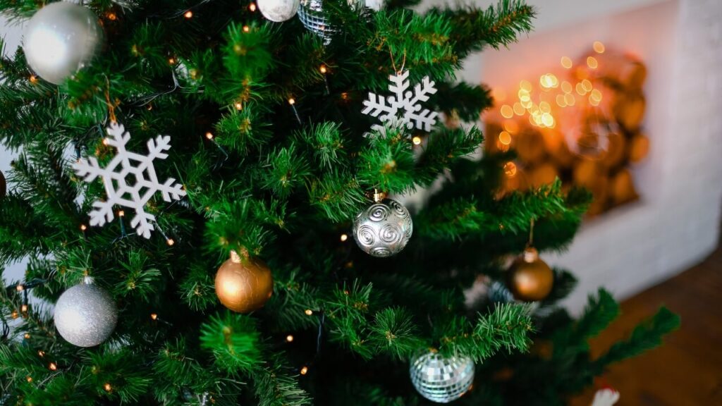 woodland animals christmas tree