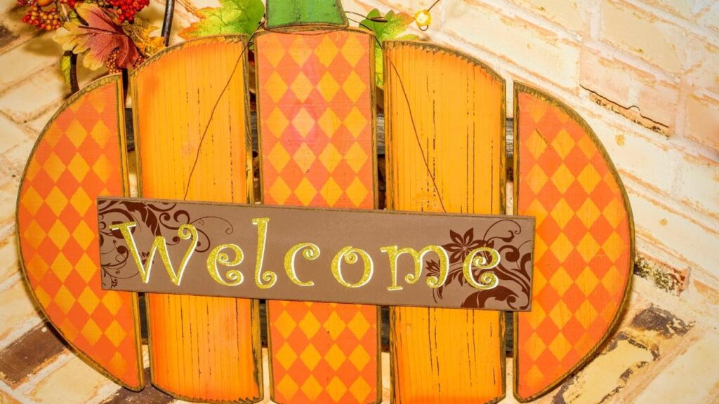 pumpkin shaped welcome sign